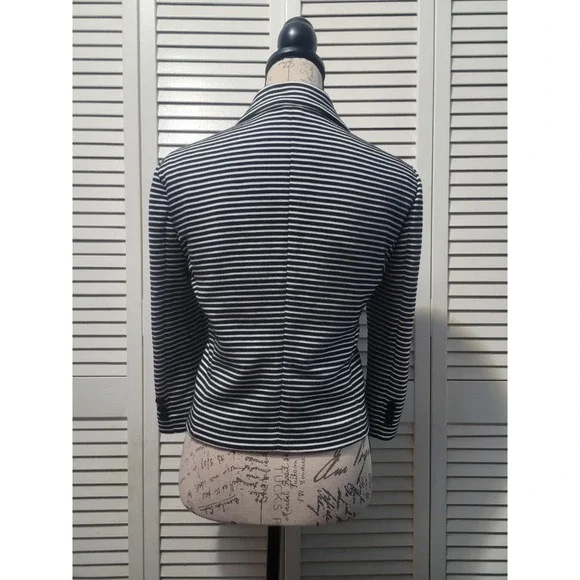 BCBG Maxazria Natalia Striped Blazer Women's Large Black & White Single Breasted - Picture 4 of 9